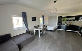 Apartman Byt 75M2 Klid Priroda Pro Rodinu
